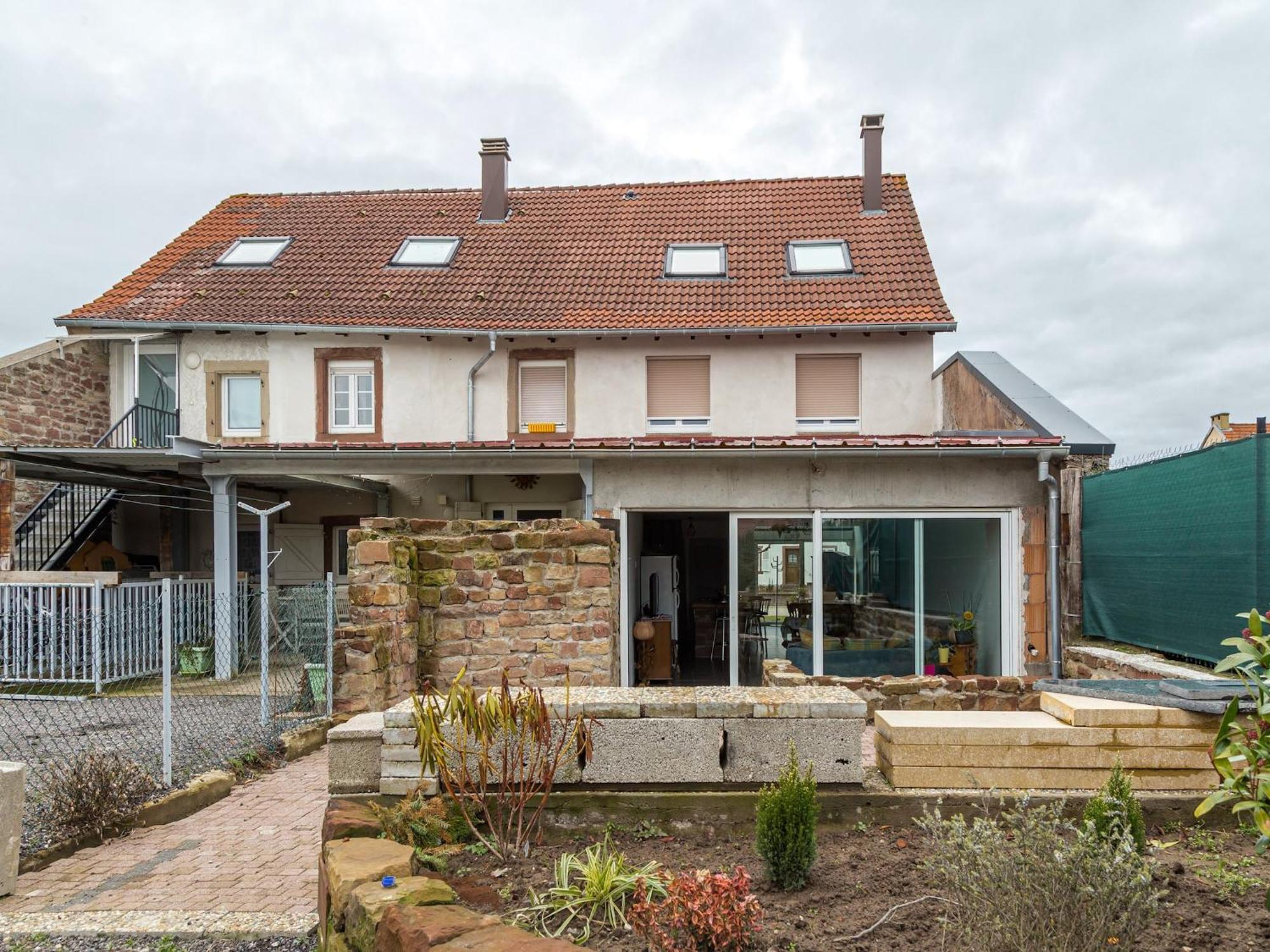 Elegant Holiday Home In Saint Louis With Garden Екстериор снимка